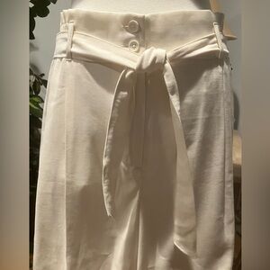 Simply Vera, Vera Wang Ivory Soft Shorts,Tie Belt, Slash Front Pockets Sz L NEW